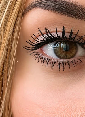 Fine Lashes Become Clumps